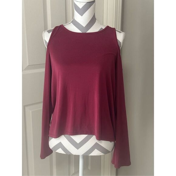 Hollister cold shoulder long sleeve top - Picture 1 of 9